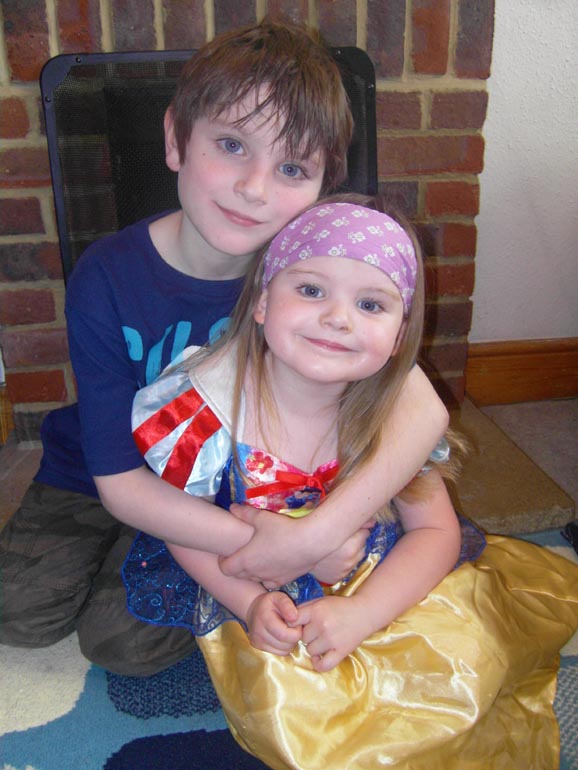 [Snow White Emma with Tom]